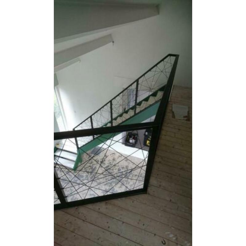 maatwerk metaal, rvs balustrade, trapleuning