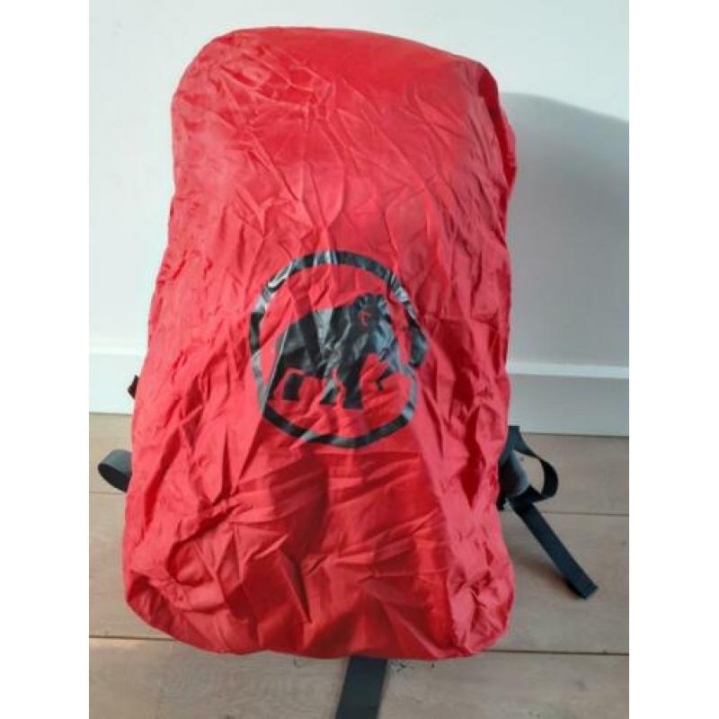 Mammut Maloja rugzak incl. regenhoes