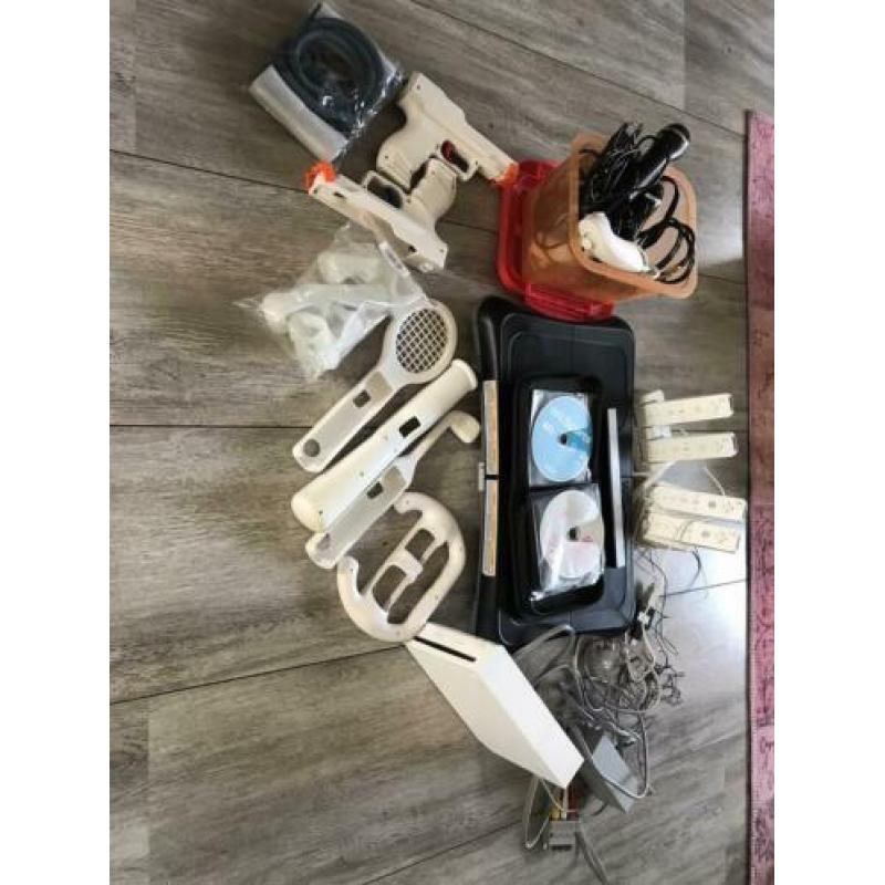 Nintendo Wii - zeer compleet met veel accessoires