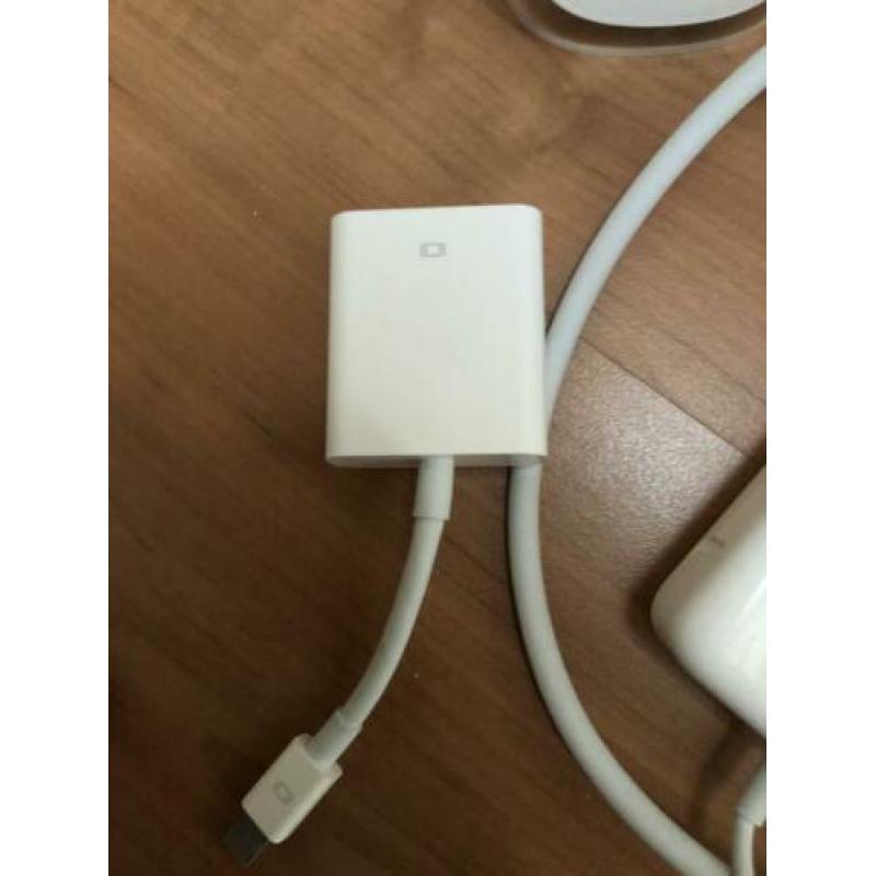 Oplader MacBook (magsafe2) ÉN Magic Mouse
