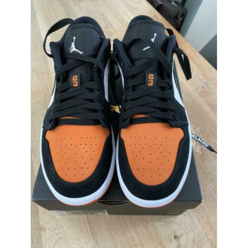 Jordan 1 low maat 41 nieuw