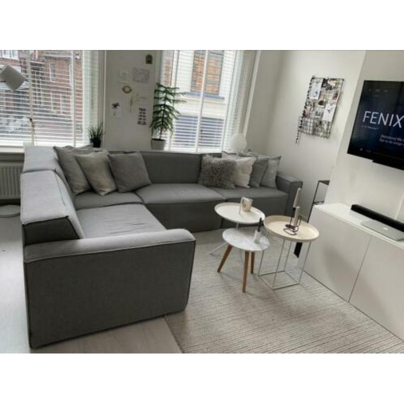 Bank van het merk WOOD! In zeer goede staat. Incl hocker