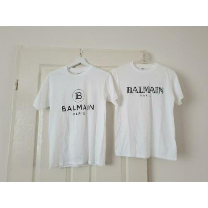 2 Witte BALMAIN T-Shirts; 100% Katoen, Maat: S (63 cm).
