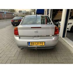 Opel Vectra 1.8-16V Comfort NIEUWE APK (bj 2003)