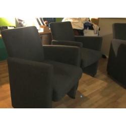6 eetkamer verrijdbare stoelen in goede staat