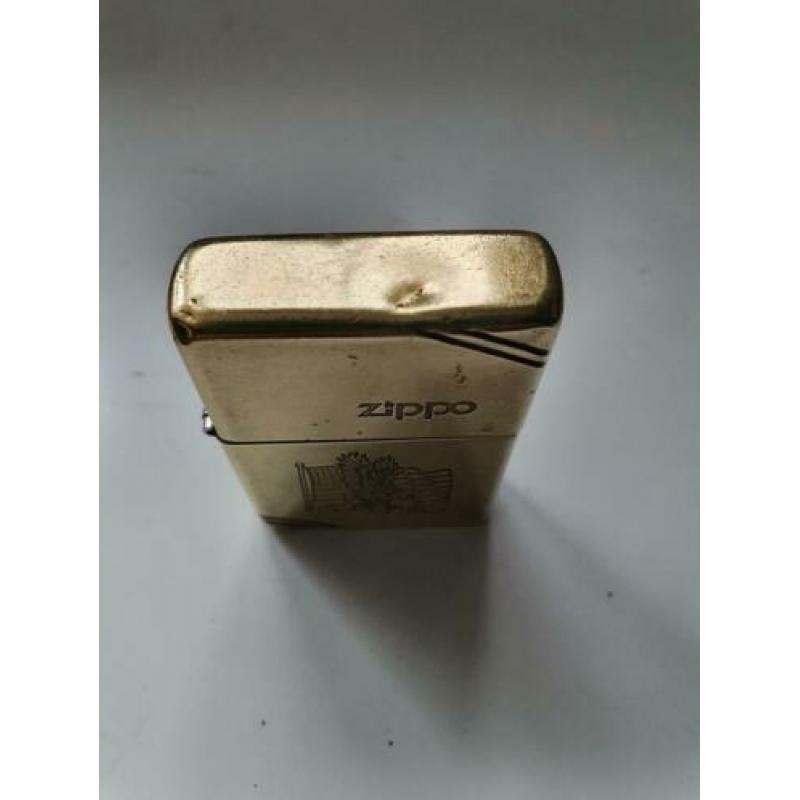zippo (goudkleurig)