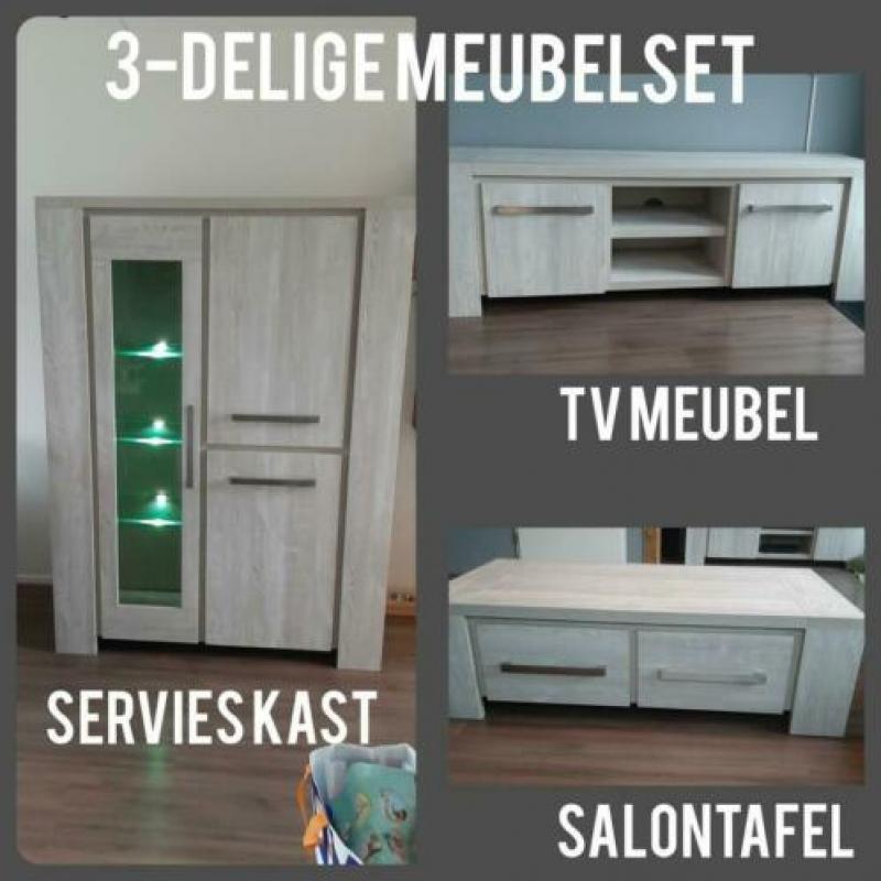 3 delig! servieskast,tv meubel,salontafel.