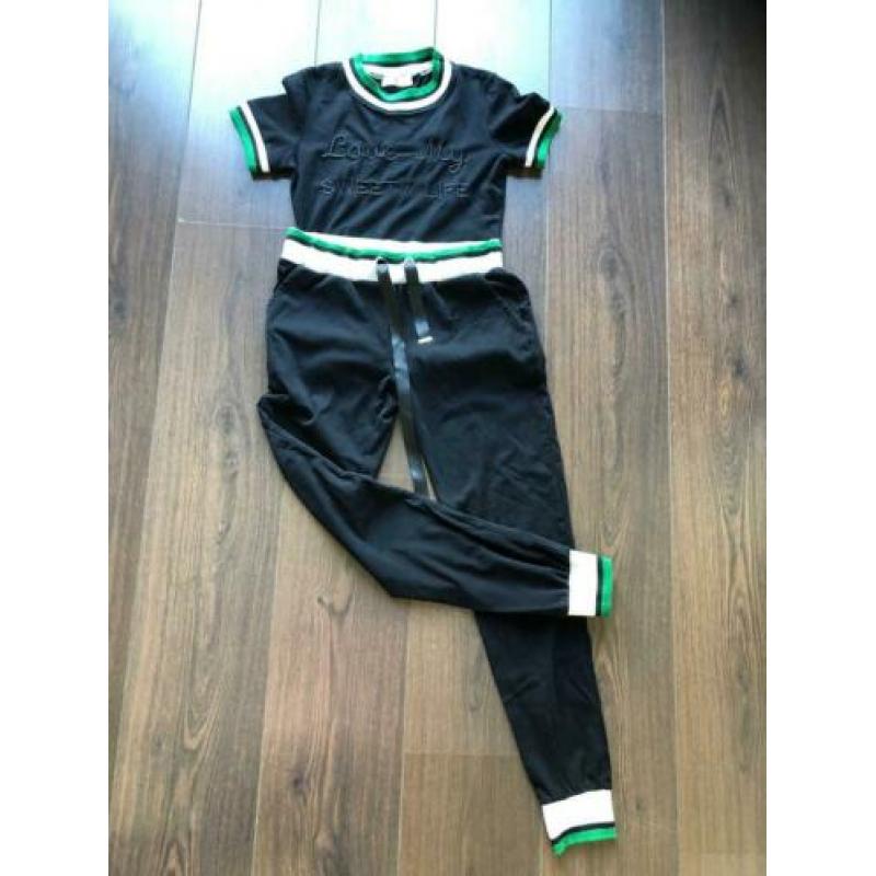 Shirtje en broekjes maat s zwart