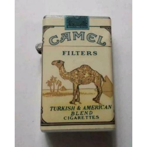 Camel aansteker (1)