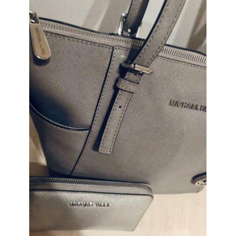 Prachtige Michael kors tas + portemonnee SET als NIEUW