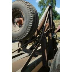 Landrol met onderstel. Drukrol. Wals Hydraulisch Hefgedragen