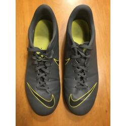 Nike Voetbal/Hockey schoenen Kunstgras Maat 43