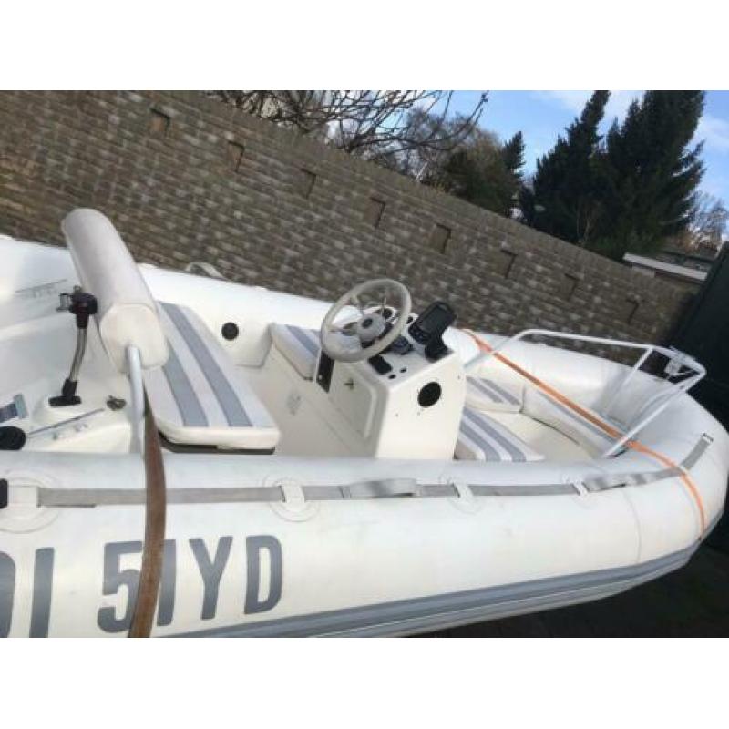 Zodiac yachtline 420 RIB Tender