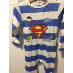 Nieuw superman boxpakje, maat: 80/86