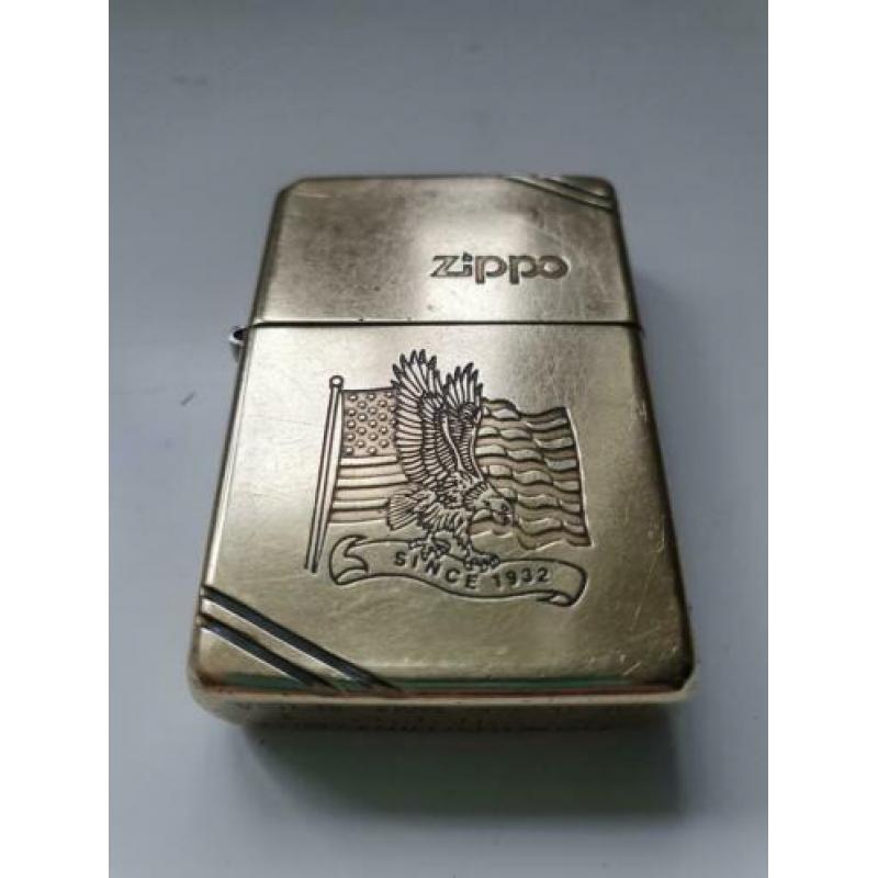 zippo (goudkleurig)