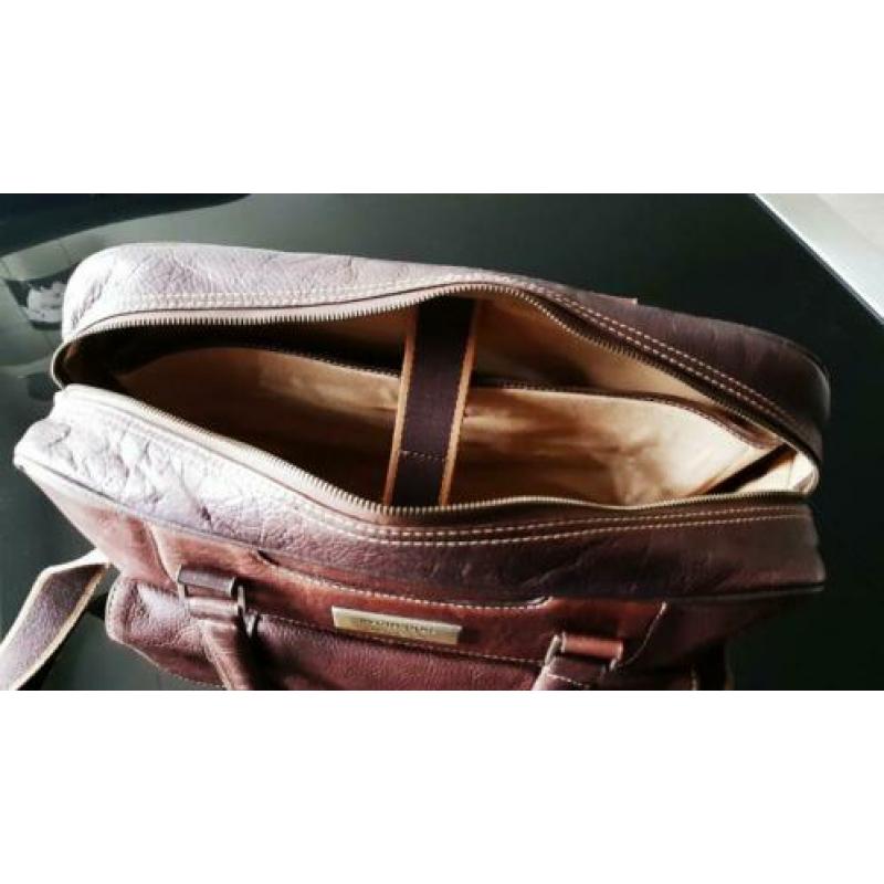 Mooie McGregor leren tas in nette staat.
