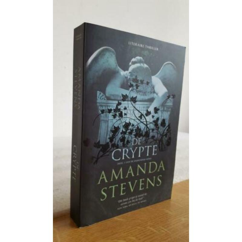 Amanda stevens - de dodenrijk serie - de crypte