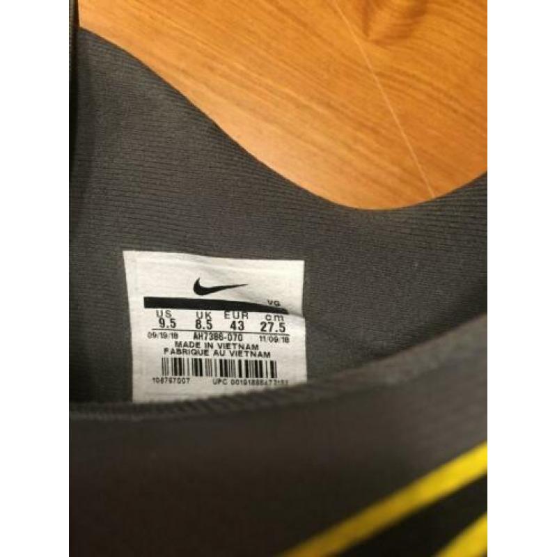 Nike Voetbal/Hockey schoenen Kunstgras Maat 43