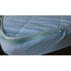 Ikea pocketvering matras 120 x 60 ledikant baby bedje