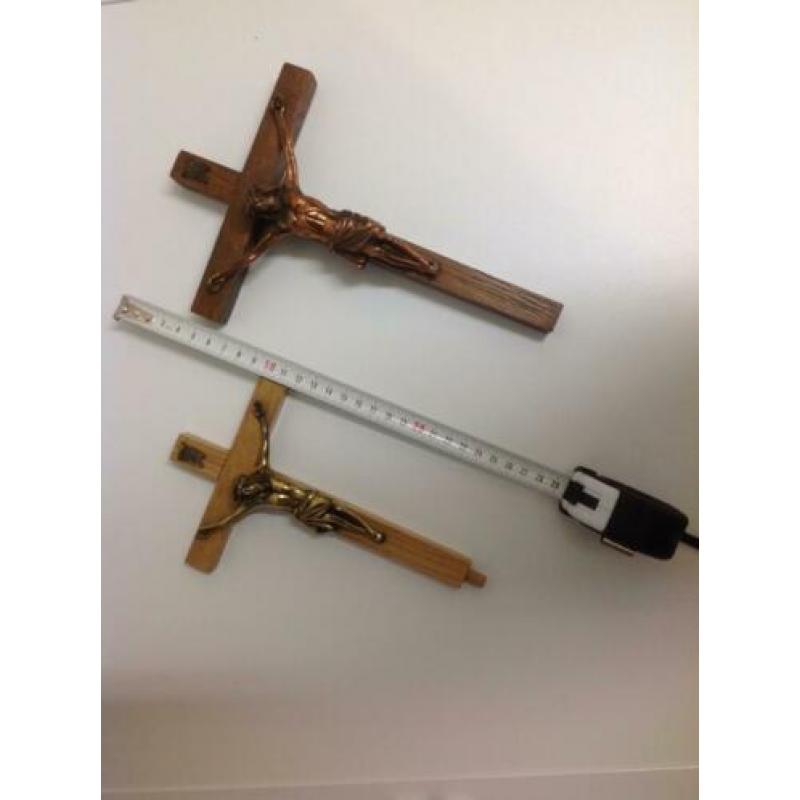 Religie. kruisjes, maria en Jezus beelden rozenkrans icoon s