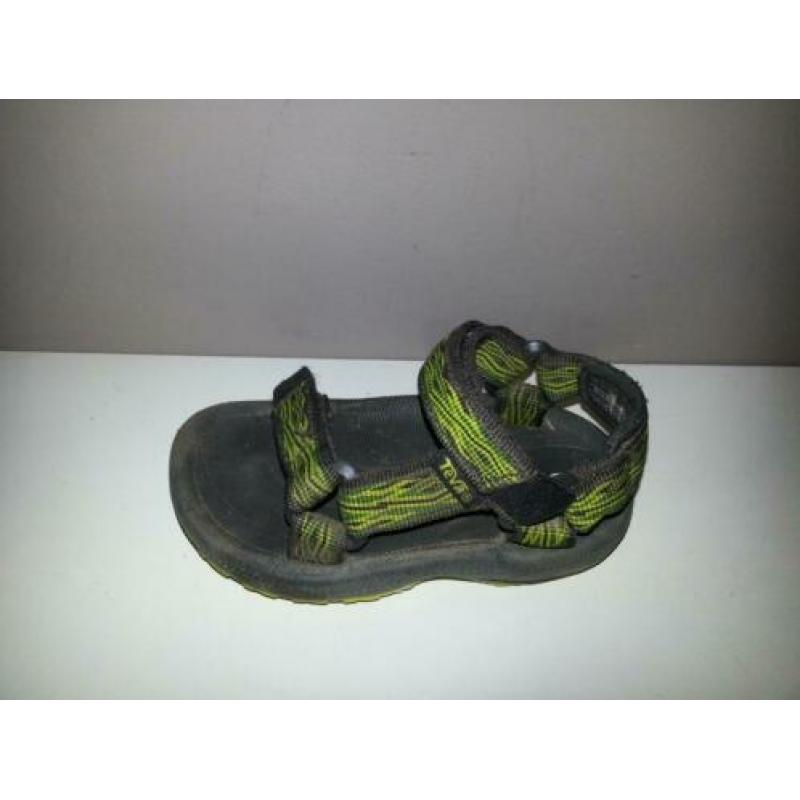 Teva sandalen groen-geel maat 20