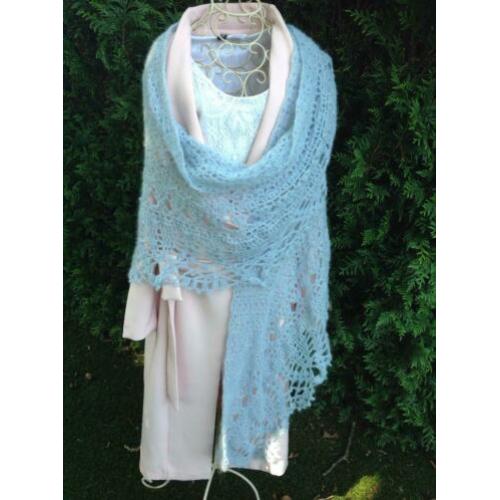 Nieuw. Handmade. Omslagdoek/stola (30%mohair) Verz incl