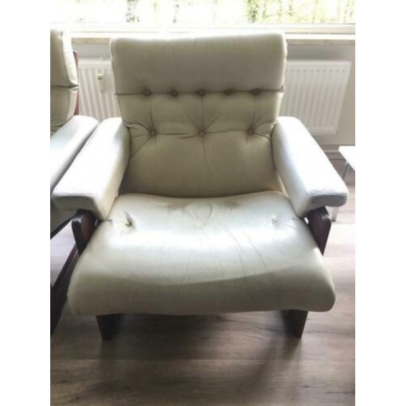 Gratis ophalen op zaterdag: vintage jaren 70 leren stoelen