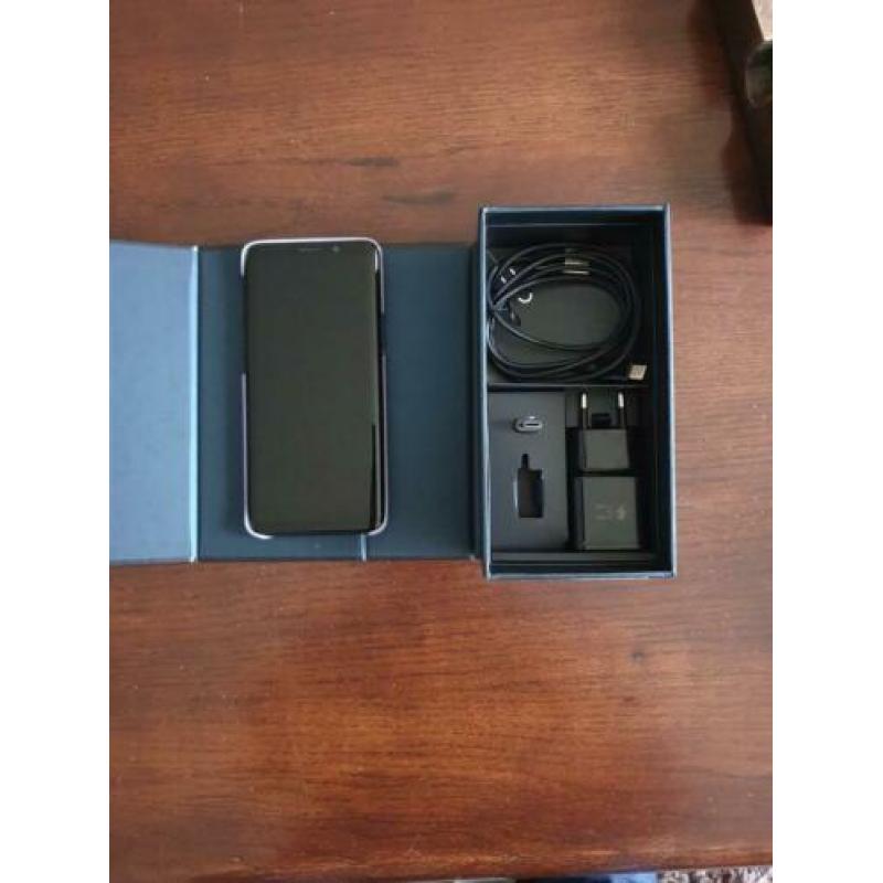 Samsung S9 black 64 GB jaar oud