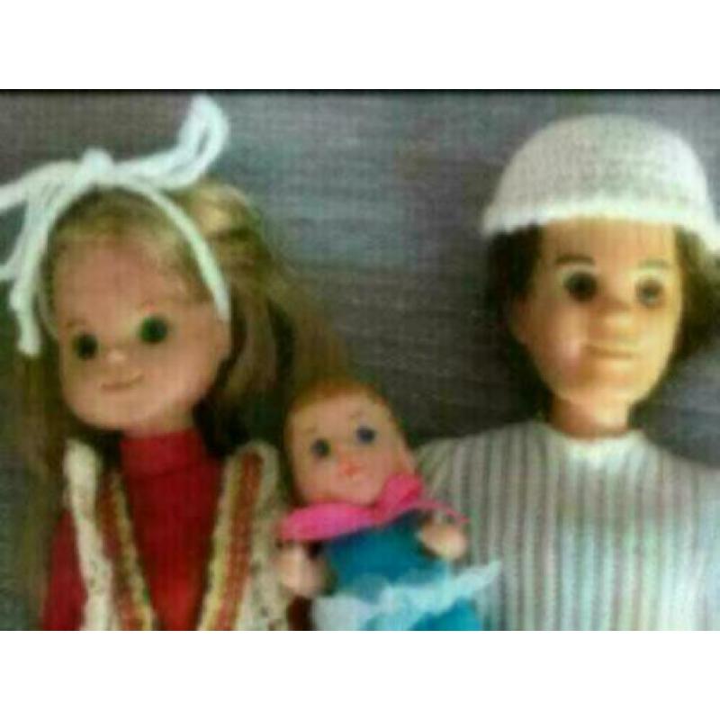 MATTEL Barbie poppen The SUNSHINE HAPPY FAMILY 1973