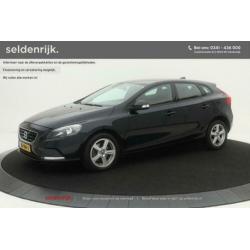 Volvo V40 2.0 D2 Momentum Business | Navigatie | Parkeersens