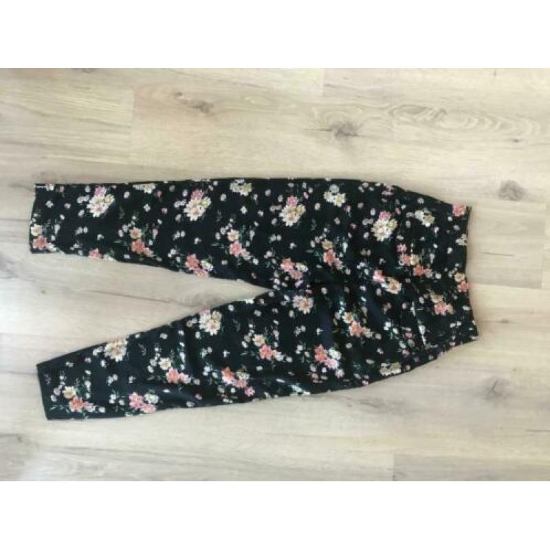 --> EIGHT’ Paris bloem pak, kleur zwart met details, maat S