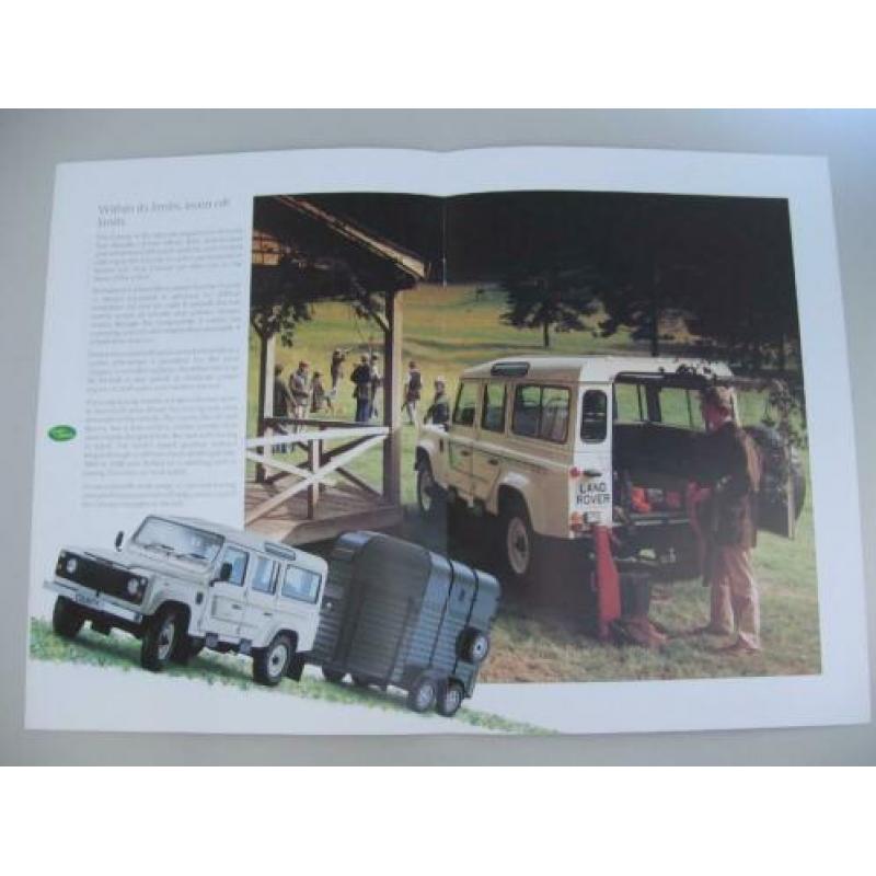 LARO 022 Land Rover County folder