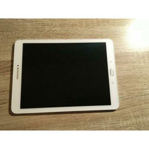 Witte samsung galaxy tab s2, 32 gb, met hoes, doos en lader