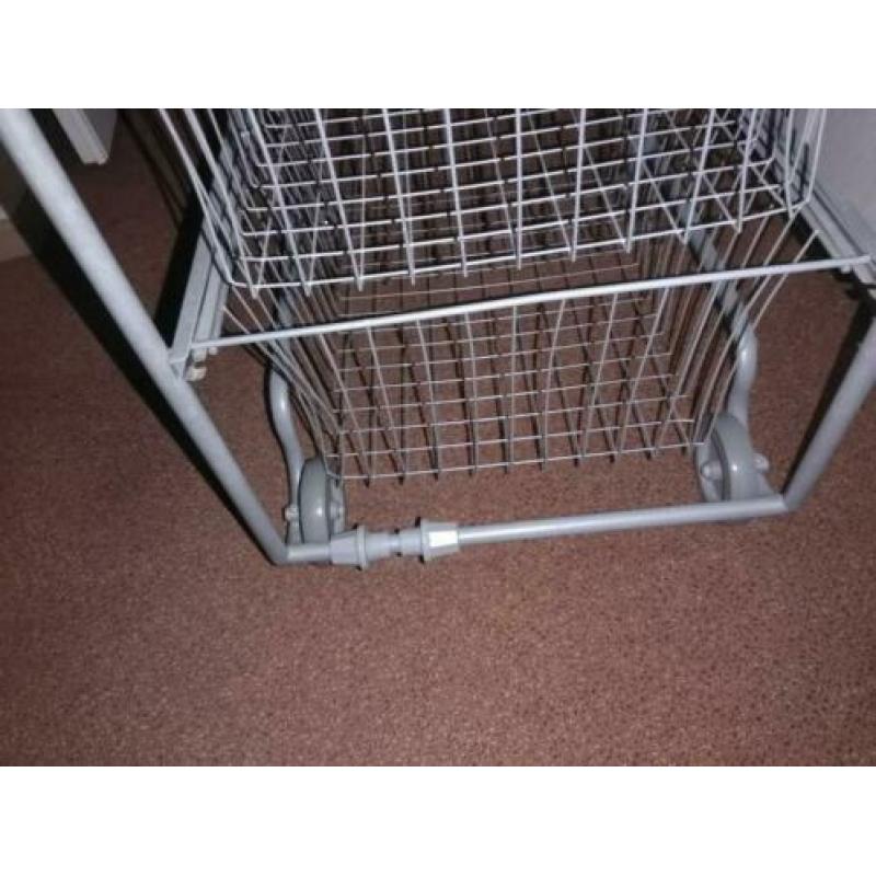 Ikea trolley met 3 draadmanden