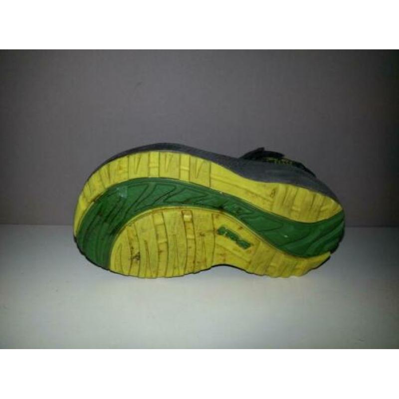Teva sandalen groen-geel maat 20