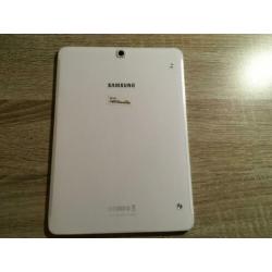 Witte samsung galaxy tab s2, 32 gb, met hoes, doos en lader
