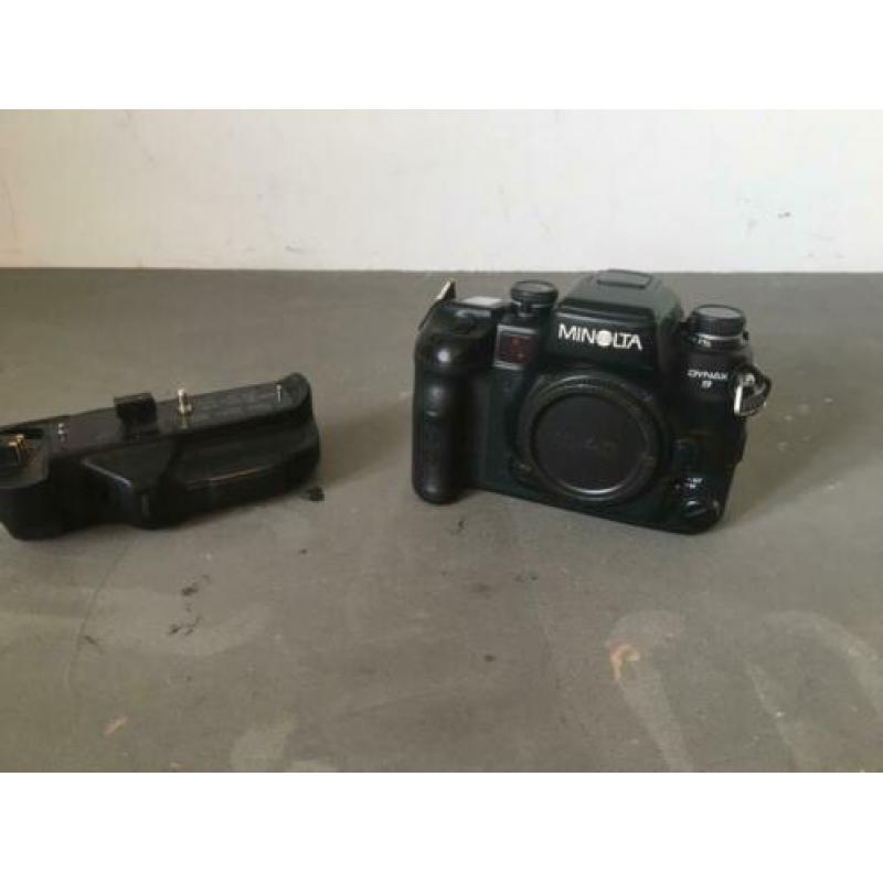 Minolta dynax 9 & vc-9 grip in absolute nieuwstaat!