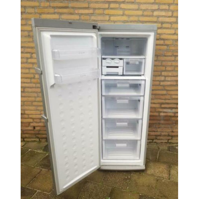 RVS Samsung vrieskast. No Frost systeem.