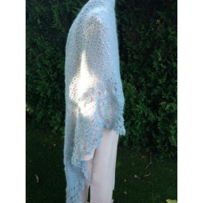 Nieuw. Handmade. Omslagdoek/stola (30%mohair) Verz incl