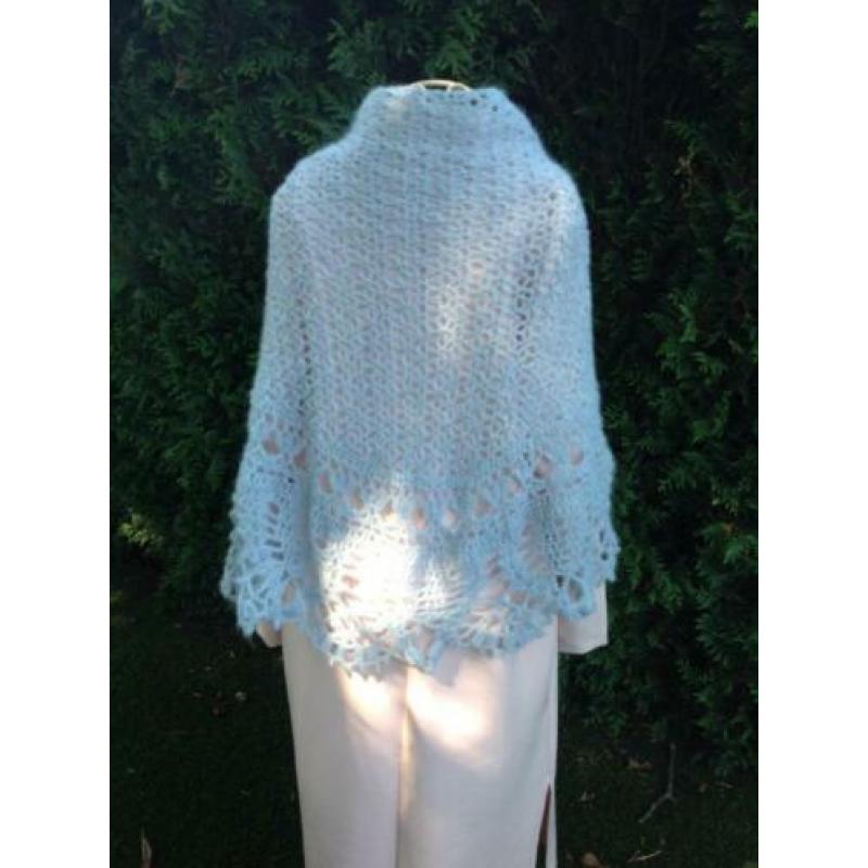 Nieuw. Handmade. Omslagdoek/stola (30%mohair) Verz incl