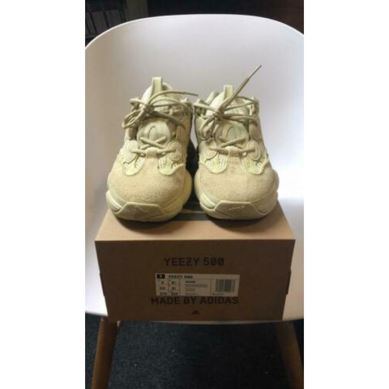 Yeezy 500 supermoon yellow 42 2/3