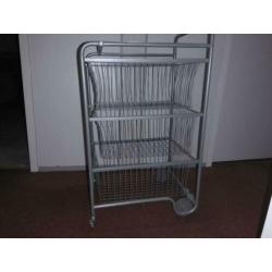 Ikea trolley met 3 draadmanden