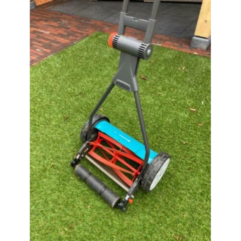 Gardena hand grasmaaier 330