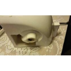Renova hoek wasbak 40 cm porselein Nieuw!!!