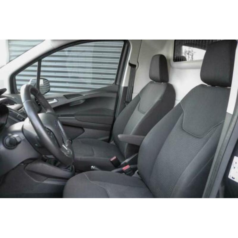 Ford Transit Courier 1.5 TDCI Trend Ex Btw Navigatie Achteru