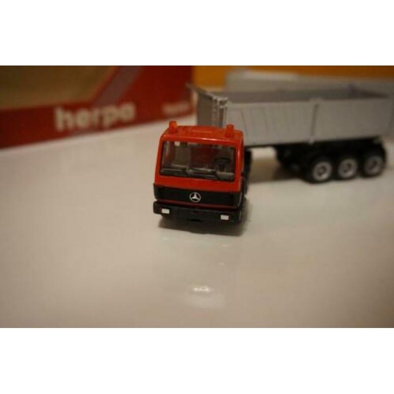 Mercedes oplegger – kipper jaren `70/80 Herpa 1/87