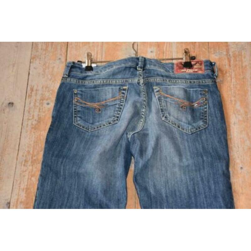 Nieuwe stretchjeans Tommy Hilfiger maat 28-30