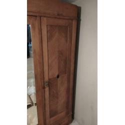 Grote Art Deco kledingkast, evt met bijpassende meubels!