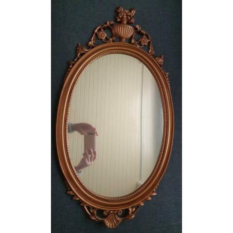 Brocante ovale brons/gouden barok spiegel