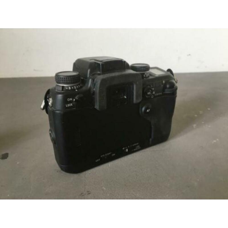 Minolta dynax 9 & vc-9 grip in absolute nieuwstaat!
